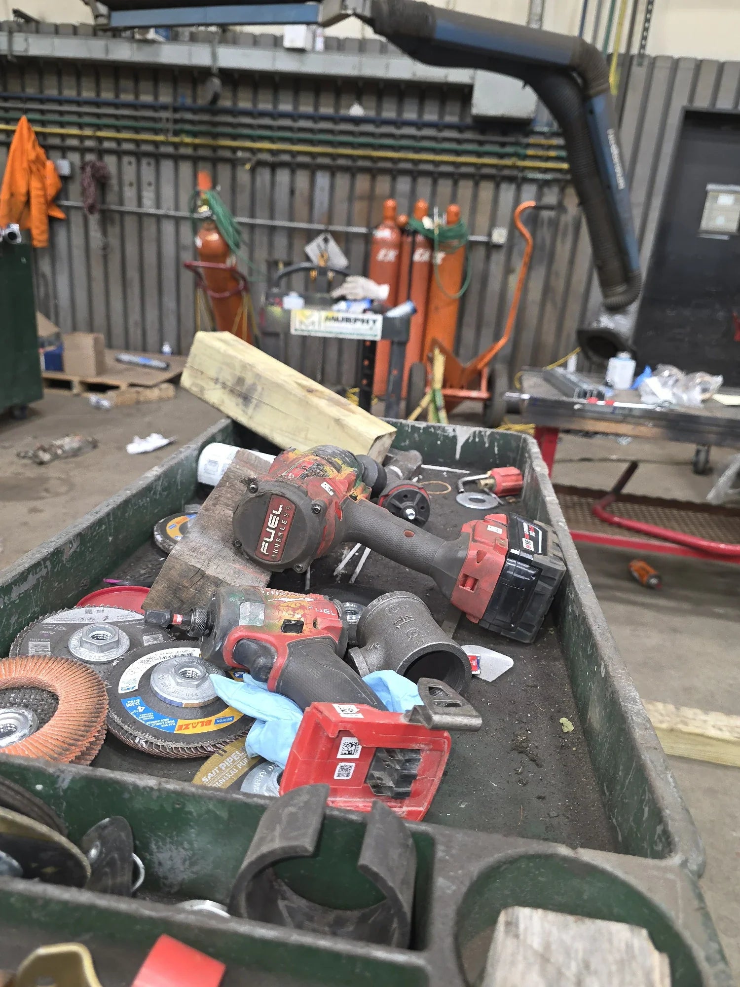 🛠️ DIY & Power Tools – Essential Gear for Home & Work