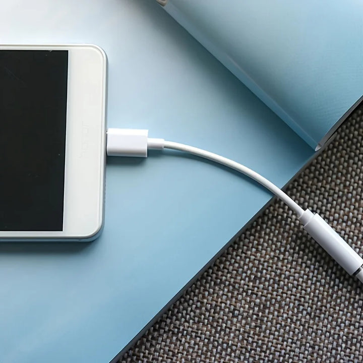 SmartGearPros USB-C to Lightning Adapter – Universal Data & Charging 🔌⚡