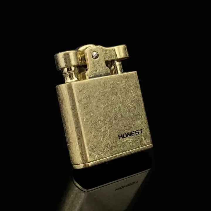 SmartGearPros Retro Brass Cigar Lighter – Windproof Flint Torch with Vintage Style & Refillable Design