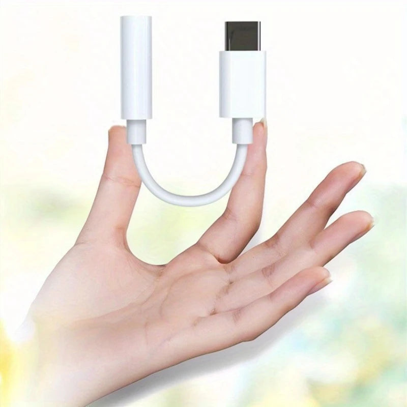 SmartGearPros USB-C to Lightning Adapter – Universal Data & Charging 🔌⚡