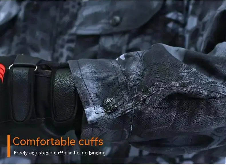 Close-up of a jacket with adjustable cuffs and camouflage pattern, with text indicating comfort features.