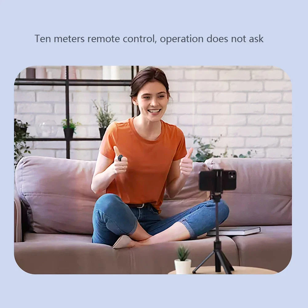 SmartGearPros Scrolling Ring Remote – Wireless Clicker & Camera Shutter for Presentations & Content Creation