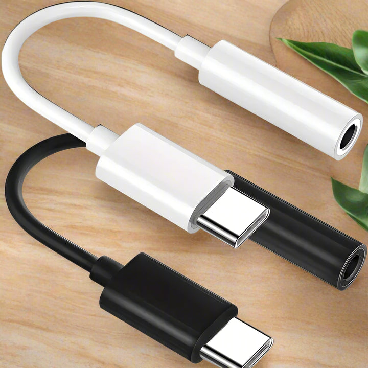 SmartGearPros USB-C to Lightning Adapter – Universal Data & Charging 🔌⚡