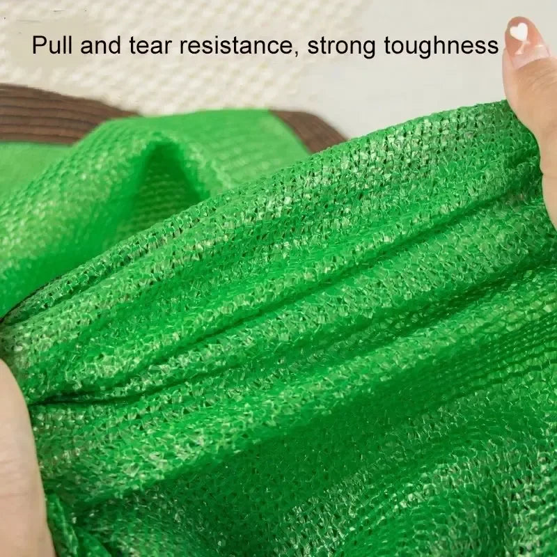 A visual breakdown of the materials and construction, highlighting anti-aging HDPE fabric, galvanized grommets, stitched corners, and edge reinforcements.